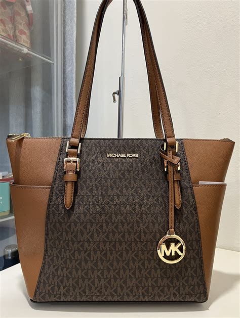 michael kors pvc top zip tote with wallet